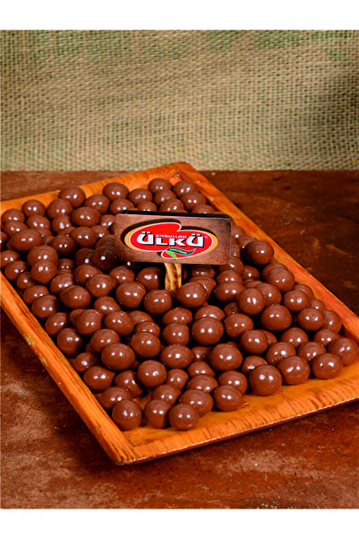 ÜLKÜ KURUYEMİŞ Sütlü Fındık Çikolata Draje 500 Gr Fındıklı Çikolata