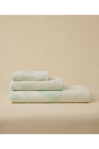 Maisonette Bamboo Leaf Towel