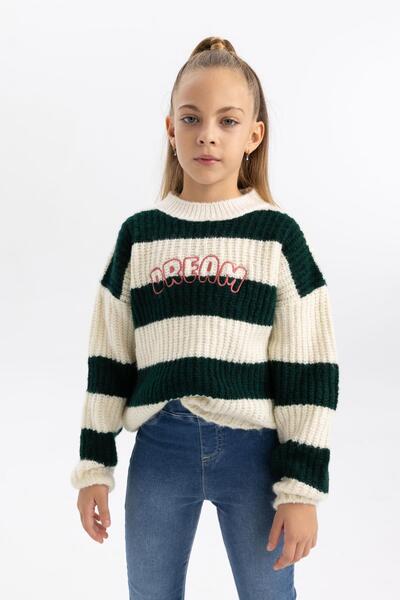 DeFacto Kız Çocuk Oversize Geniş Kalıp Bisiklet Yaka Çizgili Kazak B7470a823wn