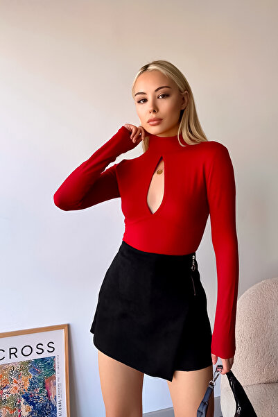 LACHT Women's Viscose Window Detail Plain Burgundy Blouse