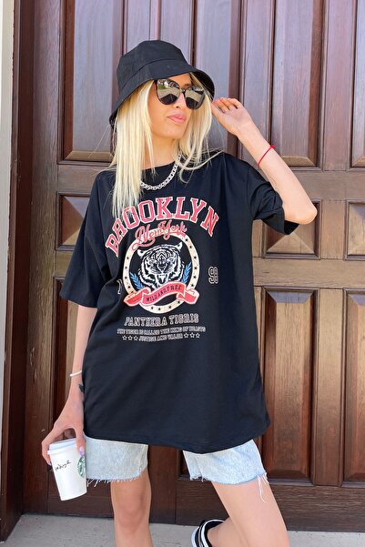 Madmext Dámské tričko s černým potiskem Over Fit Mg1503