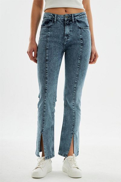 EXPLODE - Women's Front Leg Slit Detailed Slim Fit Jeans Light Blue