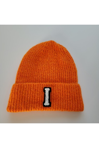 initialess قبعة صوف مطوية من الموهير بحرف I