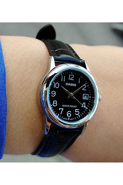 Casio LTP-V002L-1BUDF Women Wristwatch