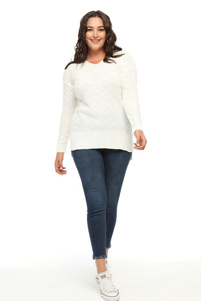Ebsumu Women's Plus Size Square Pattern White Knitwear