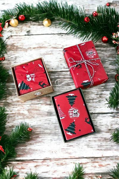 t tuğset etiket Christmas Pine Deer Patterned Pelur Paper, Red New Year Gift Package, Pelur Paper, New Year Packages