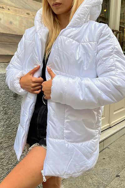 Trend Alaçatı Stili Weißer, aufblasbarer Puffermantel mit Kapuze und Außentasche für Damen, Übergröße, ALC-X7365