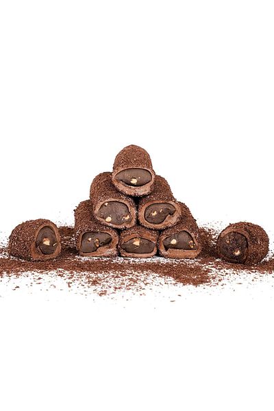 LOKUMCU MEHMET EFENDİ Tatlı bir hikaye 500 Gr Coconut, Cocoa and Chocolate Hazelnut Cream Wrap Turkish Delight