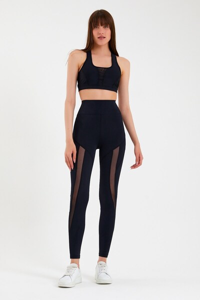 GRAB Black Design Sports Bra