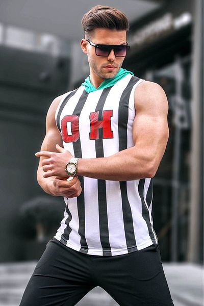 Madmext Tank top z kapturem i nadrukiem w paski 4024 Czarny