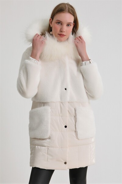 Leather Club Krem Kuzu Derisi Aksesuarlı Fox Kürk Kaban