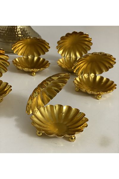 Elzem Decorative Gold Color Mussel Turkish Delight Holder 6 Pieces Dragee Coffee and Oyster Presentation Bowl