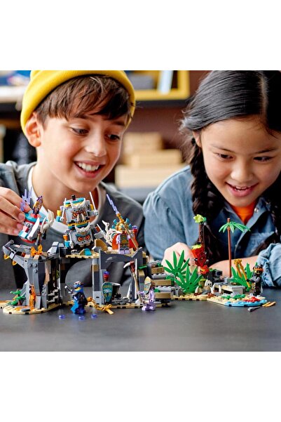 LEGO NINJAGO Bekçiler Köyü 71747 Yapım Seti NINJAGO Cole, Jay ve Kai'yi İçeren Ninja Oyun Seti(632 Parça)