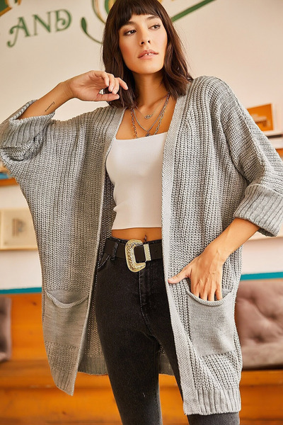 CoolLook V-neck Folded Double Quarter Sleeve Double Pocket Non-Closing Relaxed Fit Lycra Loose Warm Knitwear Cardigan