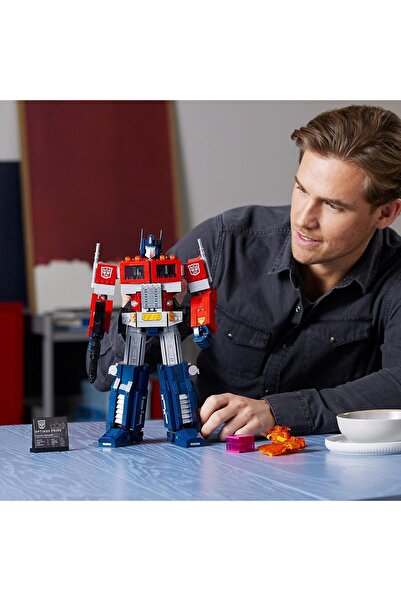 LEGO Optimus Prime 10302
