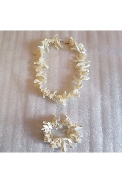 Butik Tülin Women's Authentic Natural Mother of Pearl Bone Color Necklace Bracelet Set