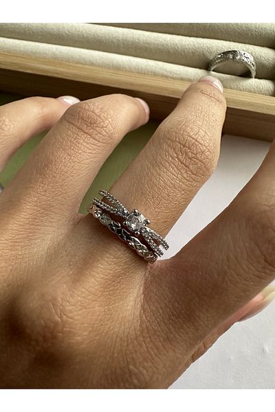 ringbox Silver Color Solitaire Detailed Cross Ring