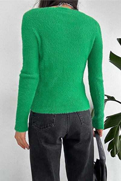 FEMELLE Women's Green V-Neck Standard Size Plush Knitwear Sweater