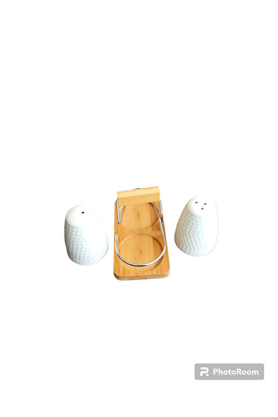 Ün-Ev Set of 2 Porcelain Salt and Pepper Shakers