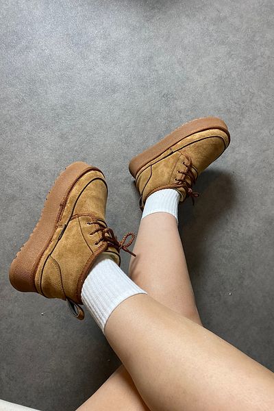 SHOEBELLAS Ghete de damă Metta Tan cu șireturi Furry