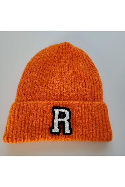 initialess قبعة صوف مطوية على شكل حرف R