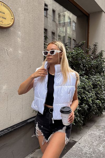 Trend Alaçatı Stili Γυναικείο φουσκωτό γιλέκο με διπλή τσέπη με φουσκωτό φουσκωτό γιλέκο ALC-X7994