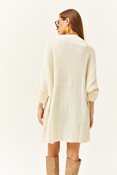 Olalook Women's Ecru Handle Folded Thick Oversize Cardigan with Pockets