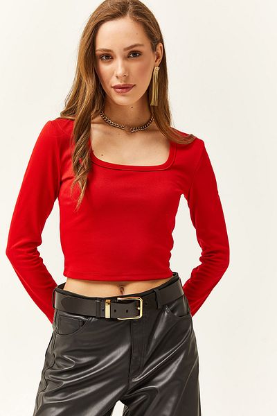 Olalook Women's Red Square Neck Basic Crop Blouse