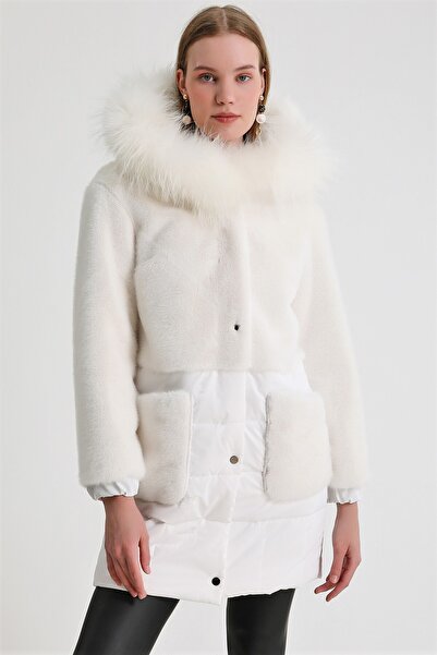 Leather Club Beyaz Kuzu Derisi Aksesuarlı Fox Kürk Kaban