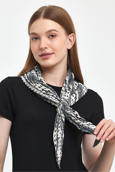 Daisy Accessory Women's Scarf Bandana
