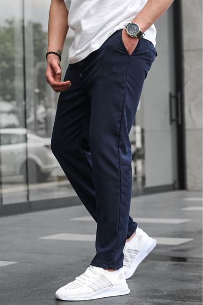Madmext Marineblaue, entspannte Herrenhose 6510