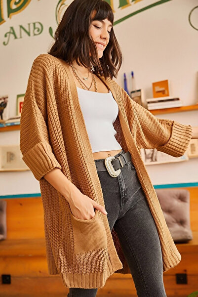 CoolLook سترة تريكو فضفاضة من الليكرا ذات رقبة على شكل حرف V وأكمام مزدوجة وج...