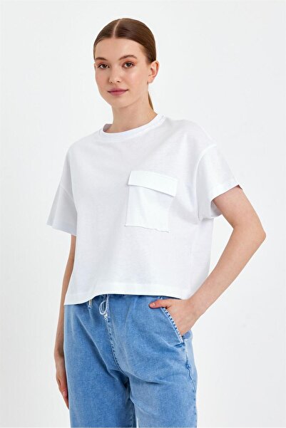 VENA Μπλουζάκι Jayla με λεπτομέρεια τσέπης με λαιμόκοψη - Λευκό