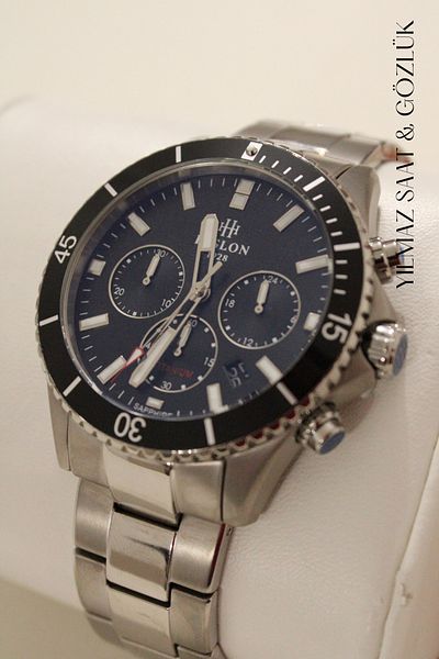 Hislon Men's Wristwatch Design