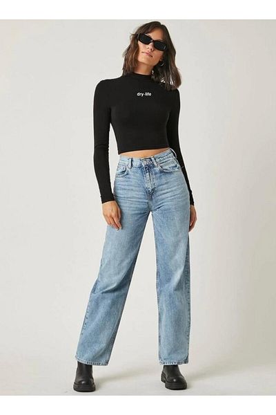 DryMod Half Turtleneck Ribbed Crop Blouse Body