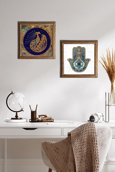Pinecone Peacock, Fatma Ana Hand (Hamsa) Πέτρινη Ζωγραφική Τοίχου με Ξύλινο Πλαίσιο Διακόσμηση Τοίχου 2 Ζωγραφιές -W2-47-