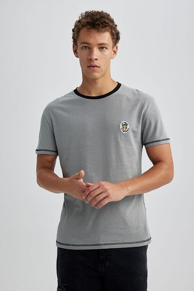 DeFacto Tričko Regular Fit Crew Neck s potištěným krátkým rukávem B3807ax23hs