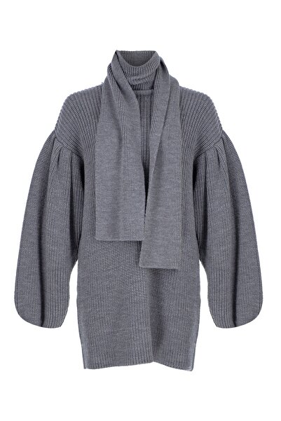 Selma Çilek GRİ BOĞAZLI ATKI DETAYLI KAZAK ELBİSE