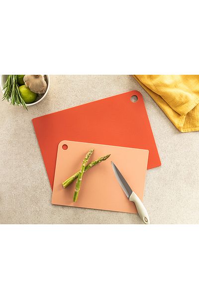 English Home Cut Me Plastic 2-Piece Cutting Board 27-34 Cm Red