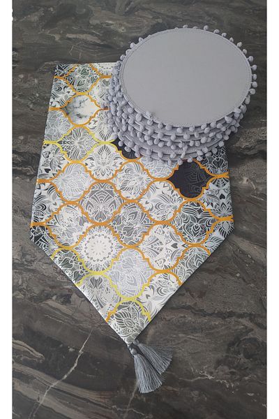 dehaberk Moroccan Pattern Runner + 6 Pieces Pompom Placemat Set