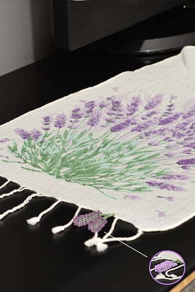Dosimira Față de masă subțire din bumbac brodat lavandă 28x138 cm