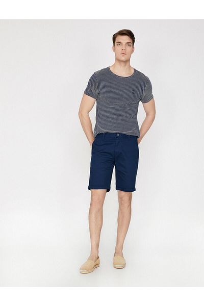 Koton Marineblaue Herrenshorts mit normaler Taille und Taschendetail
