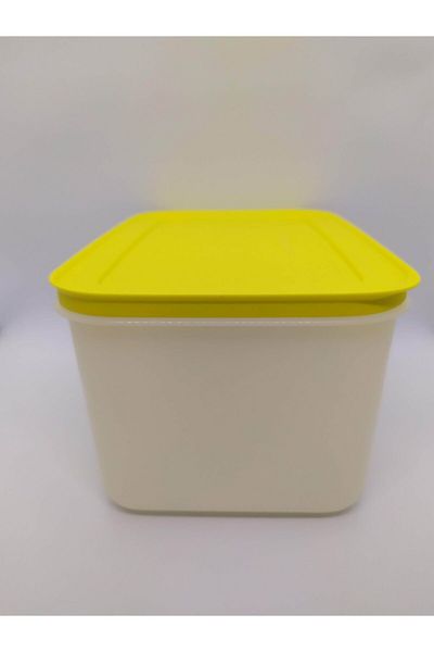Tupperware Alaska 2.5 L. / Freezer Mates II Medium High 2.5 L