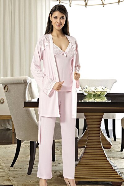Xses 2030 Three-Piece Pajama Set