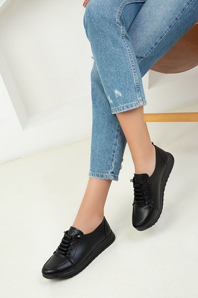 SOHO Women's Black Sneakers 18521