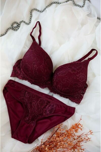 PRAG Dolgulu Dantel Sütyen Ve Dantelli Külot Takımı