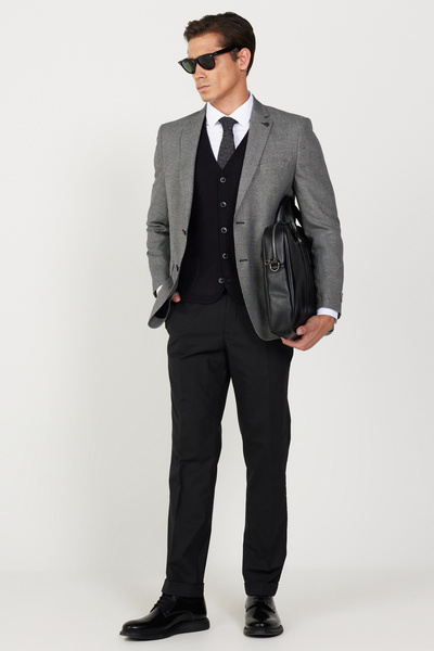 ALTINYILDIZ CLASSICS Men's Black-White Comfort Fit Relaxed Cut Mono Collar Eyelet Dobby Wool Jacket