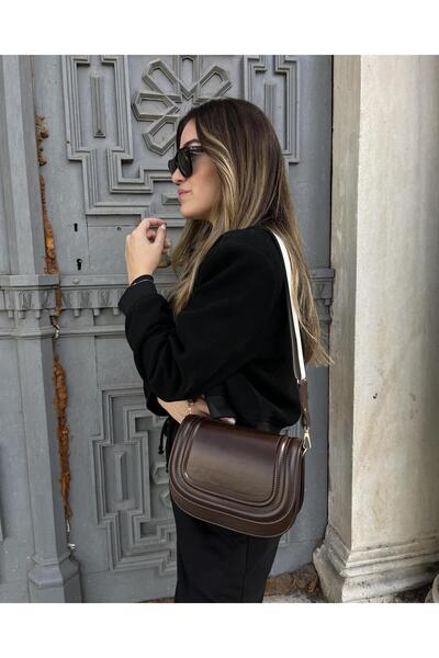 Tina Kanvas Askılı Kapaklı Çanta Acı Kahve