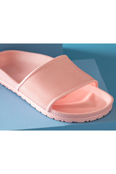 English Home Olivia Women's Street Slippers - Stylish and Comfortable Design