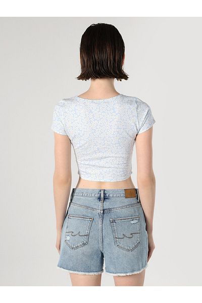 Colin's Tricou Crop albastru pentru femei - croială subțire, guler mare, mânecă scurtă